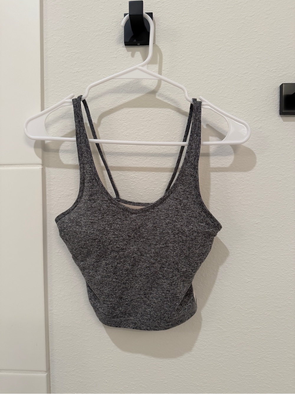Vuori Performance Halo Crop Top Heather Grey XS